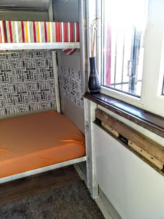 Two Rooms Cabin House 布加勒斯特 外观 照片