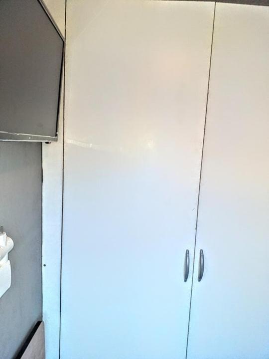 Two Rooms Cabin House 布加勒斯特 外观 照片