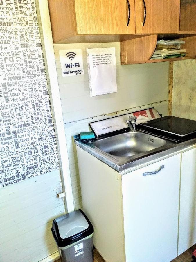 Two Rooms Cabin House 布加勒斯特 外观 照片